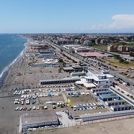 Moonlight Next Palapellicone Tra Mare E Pineta Monolocale Apartment Lido di Ostia Luaran gambar